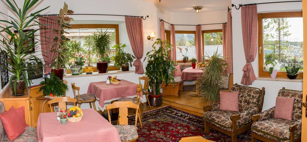 Kreuzhof Seefeld Seefeld in Tirol Exterior foto
