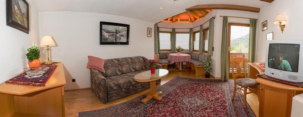 Kreuzhof Seefeld Seefeld in Tirol Habitación foto