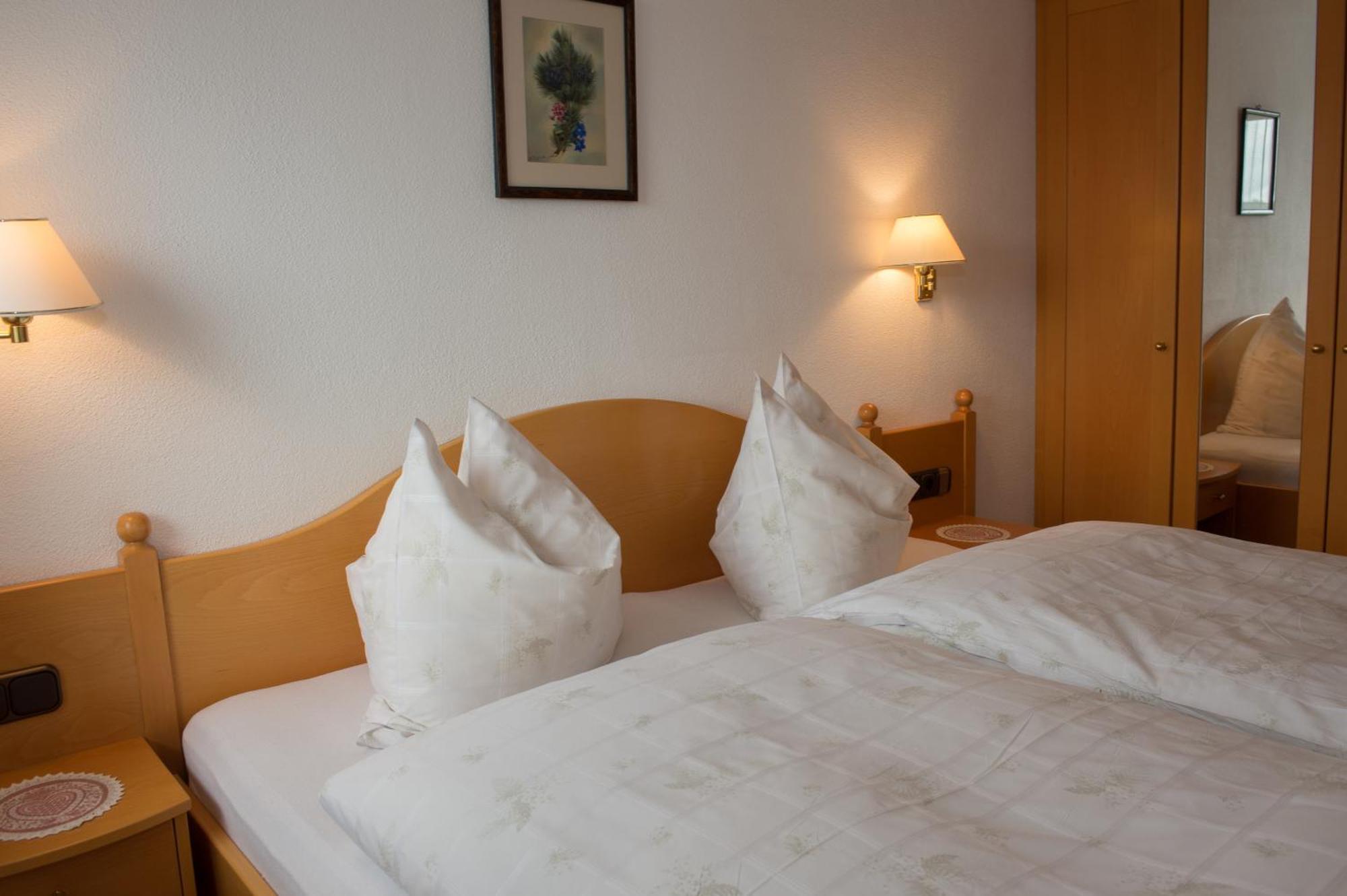 Kreuzhof Seefeld Seefeld in Tirol Habitación foto